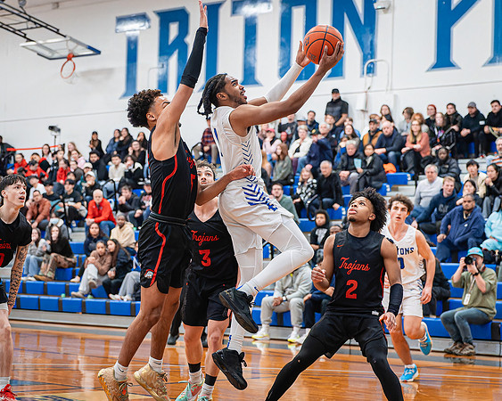 DxO_DeepPRIMEXD_ECC_20240207_Edmonds_College_v_Everett_CC_BB_6186-CR3