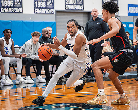 DxO_DeepPRIMEXD_ECC_20240207_Edmonds_College_v_Everett_CC_BB_6233-CR3
