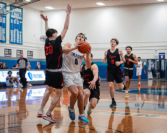 DxO_DeepPRIMEXD_ECC_20240207_Edmonds_College_v_Everett_CC_BB_6279-CR3