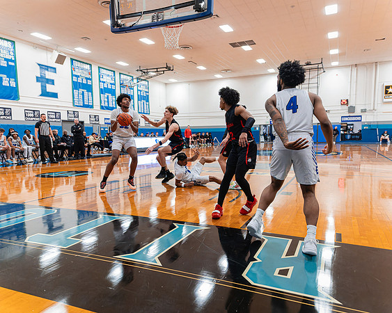 DxO_DeepPRIMEXD_ECC_20240207_Edmonds_College_v_Everett_CC_BB_6290-CR3