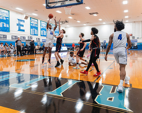DxO_DeepPRIMEXD_ECC_20240207_Edmonds_College_v_Everett_CC_BB_6292-CR3
