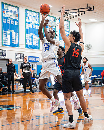DxO_DeepPRIMEXD_ECC_20240207_Edmonds_College_v_Everett_CC_BB_6358-CR3