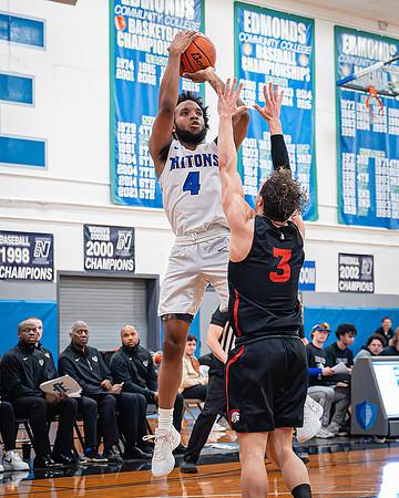 DxO_DeepPRIMEXD_ECC_20240207_Edmonds_College_v_Everett_CC_BB_6448-CR3