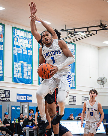 DxO_DeepPRIMEXD_ECC_20240207_Edmonds_College_v_Everett_CC_BB_6489-CR3