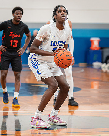 DxO_DeepPRIMEXD_ECC_20240207_Edmonds_College_v_Everett_CC_BB_7805-CR3