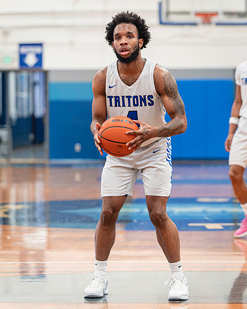 DxO_DeepPRIMEXD_ECC_20240207_Edmonds_College_v_Everett_CC_BB_7968-CR3
