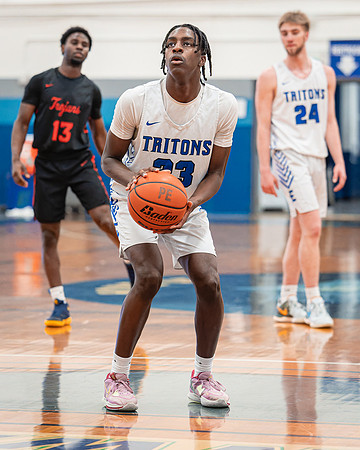 DxO_DeepPRIMEXD_ECC_20240207_Edmonds_College_v_Everett_CC_BB_7987-CR3