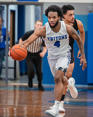 DxO_DeepPRIMEXD_ECC_20240207_Edmonds_College_v_Everett_CC_BB_8022-CR3