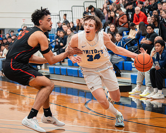 DxO_DeepPRIMEXD_ECC_20240207_Edmonds_College_v_Everett_CC_BB_8143-CR3