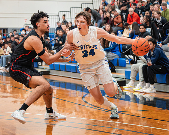 DxO_DeepPRIMEXD_ECC_20240207_Edmonds_College_v_Everett_CC_BB_8144-CR3