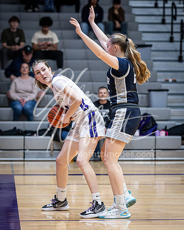 DP3_VNN_20240210_Lake_Stevens_v_Glacier_Peak_Girls_BB_0248-CR3