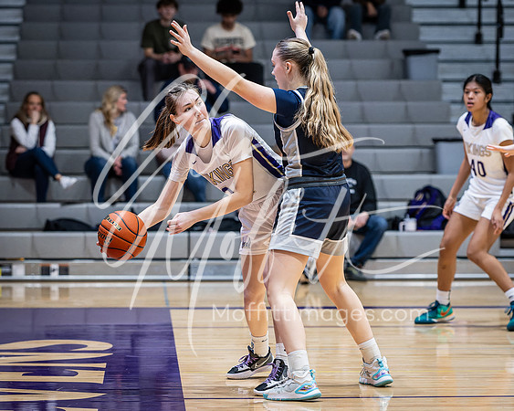 DP3_VNN_20240210_Lake_Stevens_v_Glacier_Peak_Girls_BB_0251-CR3