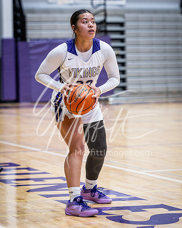 DP3_VNN_20240210_Lake_Stevens_v_Glacier_Peak_Girls_BB_0302-CR3