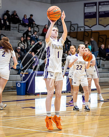 DP3_VNN_20240210_Lake_Stevens_v_Glacier_Peak_Girls_BB_0439-CR3