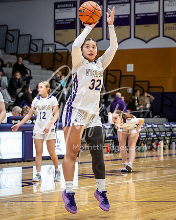DP3_VNN_20240210_Lake_Stevens_v_Glacier_Peak_Girls_BB_0465-CR3