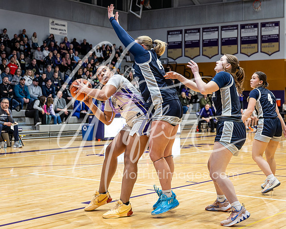 DP3_VNN_20240210_Lake_Stevens_v_Glacier_Peak_Girls_BB_0724-CR3