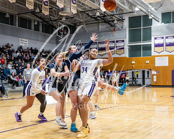 DP3_VNN_20240210_Lake_Stevens_v_Glacier_Peak_Girls_BB_0794-CR3