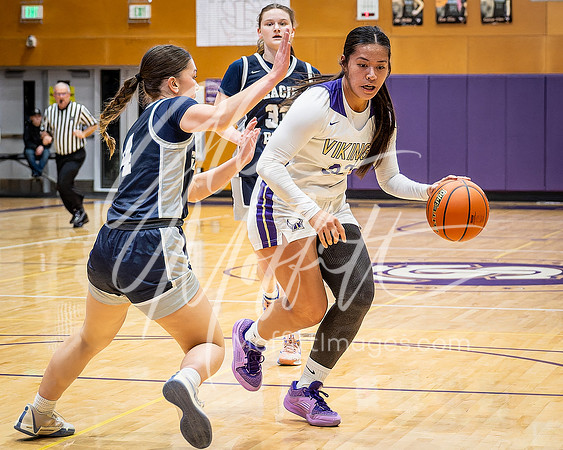 DP3_VNN_20240210_Lake_Stevens_v_Glacier_Peak_Girls_BB_0913-CR3