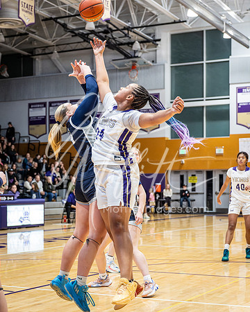 DP3_VNN_20240210_Lake_Stevens_v_Glacier_Peak_Girls_BB_0898-CR3