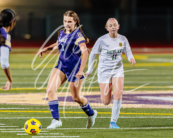 11-13-24 Richland at Lake Stevens Girls Soccer Playoff_0597-170