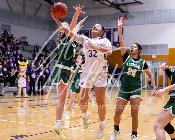 202-02-18 Redmond at Lake Stevens Girls BB Playoff_6594-20250218-DxO_DeepPRIME XD2s