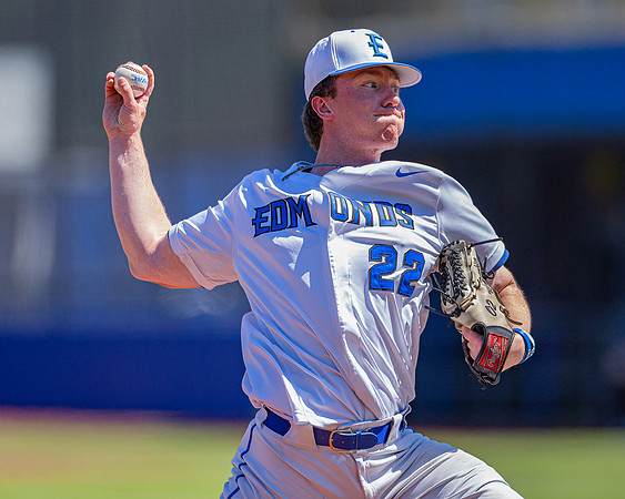 Edmonds_College_v_Shoreline_2024_05_11_Baseball_0915-Edit