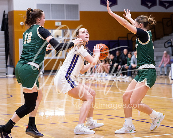 202-02-18 Redmond at Lake Stevens Girls BB Playoff_5708-20250218-DxO_DeepPRIME XD2s