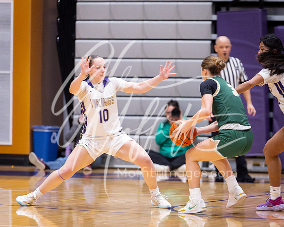 202-02-18 Redmond at Lake Stevens Girls BB Playoff_4079-20250218-DxO_DeepPRIME XD2s