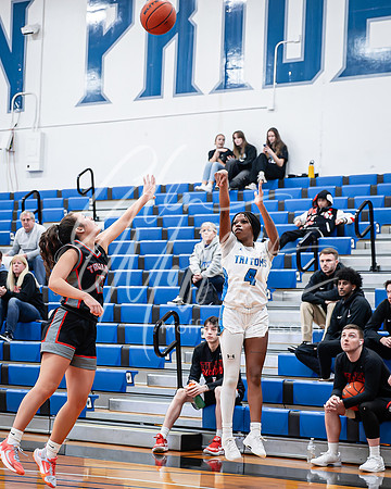 Everett CC at Edmonds C womens BB 02-07-2024-154