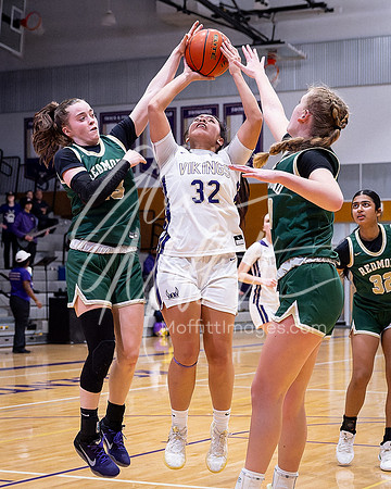 202-02-18 Redmond at Lake Stevens Girls BB Playoff_5745-20250218-DxO_DeepPRIME XD2s