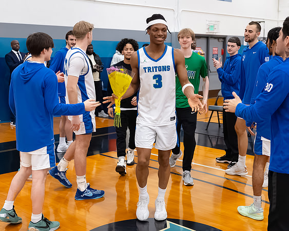 2025-02-22 Bellevue CC vs ECC BB_0374-20250222-DxO_DeepPRIME XD2s
