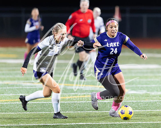 2024-10-22 Kamiak at LS Grls Var Soccer_1178-CR3