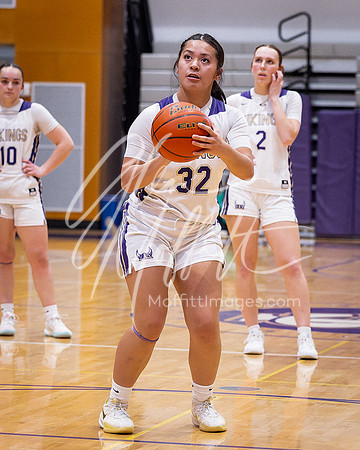 202-02-18 Redmond at Lake Stevens Girls BB Playoff_3425-20250218-DxO_DeepPRIME XD2s