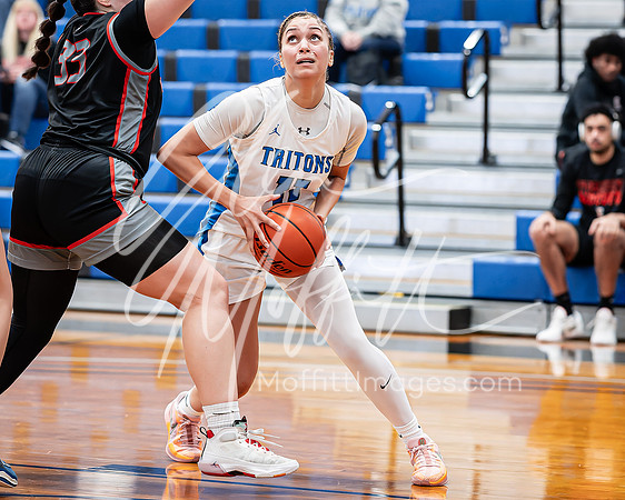 Everett CC at Edmonds C womens BB 02-07-2024-140