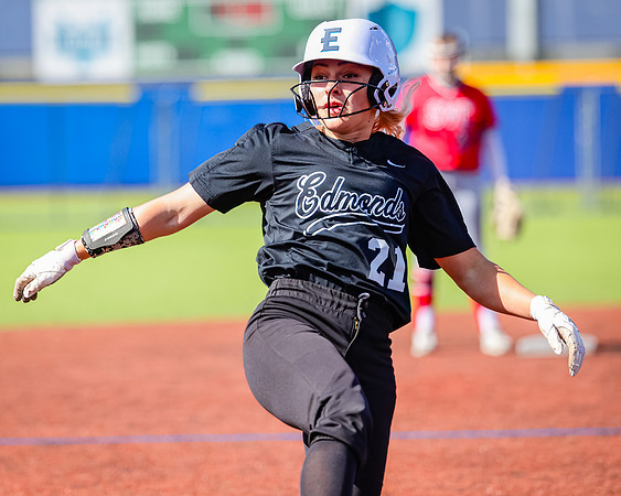 Edmonds_College_v_Skagit_2024_05_01_Softball_0221-Edit