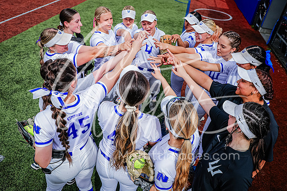 Edmonds_College_v_Olympic_2024_05_03_Softball_1013-Edit