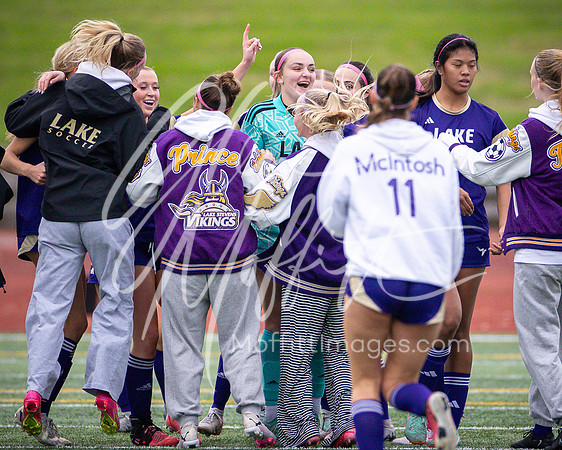 2024-11-02 Bothell at LS Grls Socc Playoff_3982