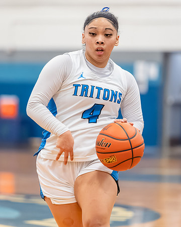 2025-02-22 Bellevue CC vs ECC BB_0116-20250222-DxO_DeepPRIME XD2s