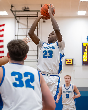 2025-02-22 Bellevue CC vs ECC BB_0870-20250222-DxO_DeepPRIME XD2s