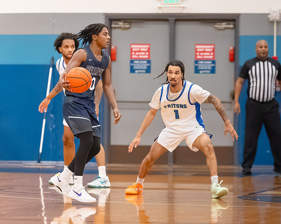 2025-02-22 Bellevue CC vs ECC BB_2864-20250222-DxO_DeepPRIME XD2s