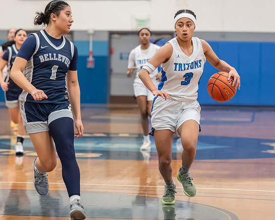 2025-02-22 Bellevue CC vs ECC BB_3918-20250222-DxO_DeepPRIME XD2s