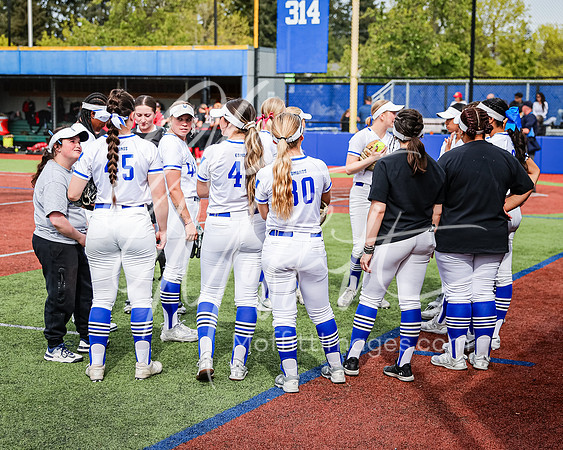 Edmonds_College_v_Olympic_2024_05_03_Softball_1045