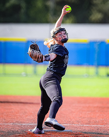 Edmonds_College_v_Skagit_2024_05_01_Softball_0881
