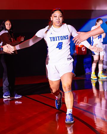 2025-02-22 Bellevue CC vs ECC BB_1786-20250222-DxO_DeepPRIME XD2s