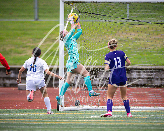 2024-11-02 Bothell at LS Grls Socc Playoff_3700