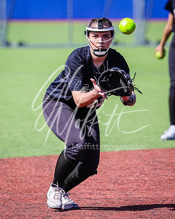 Edmonds_College_v_Skagit_2024_05_01_Softball_0060