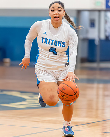 2025-02-22 Bellevue CC vs ECC BB_0110-20250222-DxO_DeepPRIME XD2s