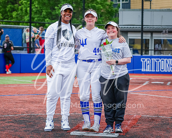 Edmonds_College_v_Olympic_2024_05_03_Softball_0657