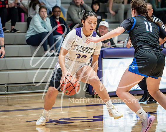 2024-12-04 Shorewood at LS Grls BB_1215-Edit