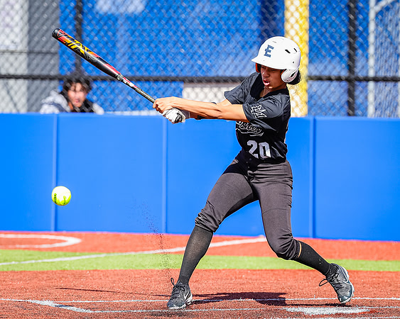 Edmonds_College_v_Skagit_2024_05_01_Softball_0169